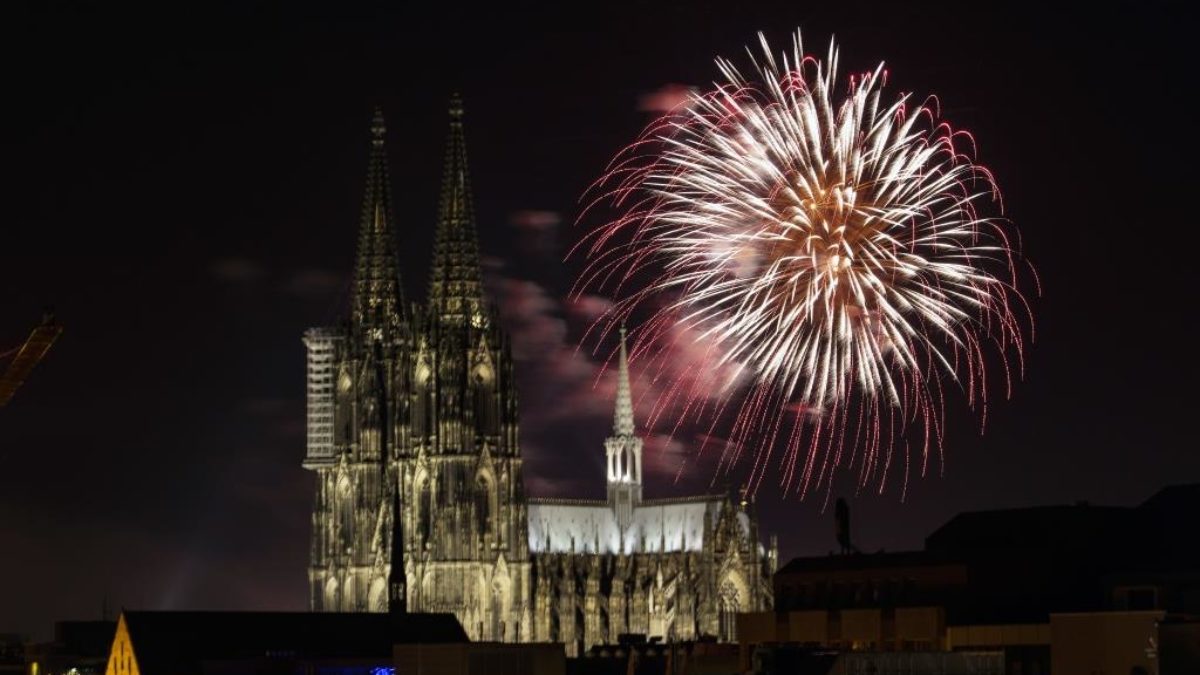 Jahreswechsel Mal Anders Silvestertraditionen Und Brauche Aus Aller Welt