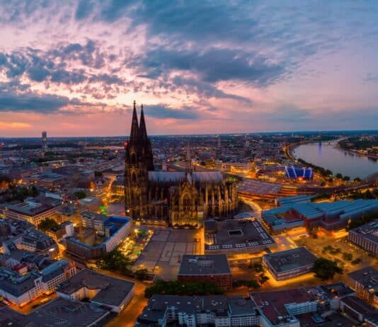 Erfolgreiches erstes Halbjahr 2024: Tourismusboom in Köln