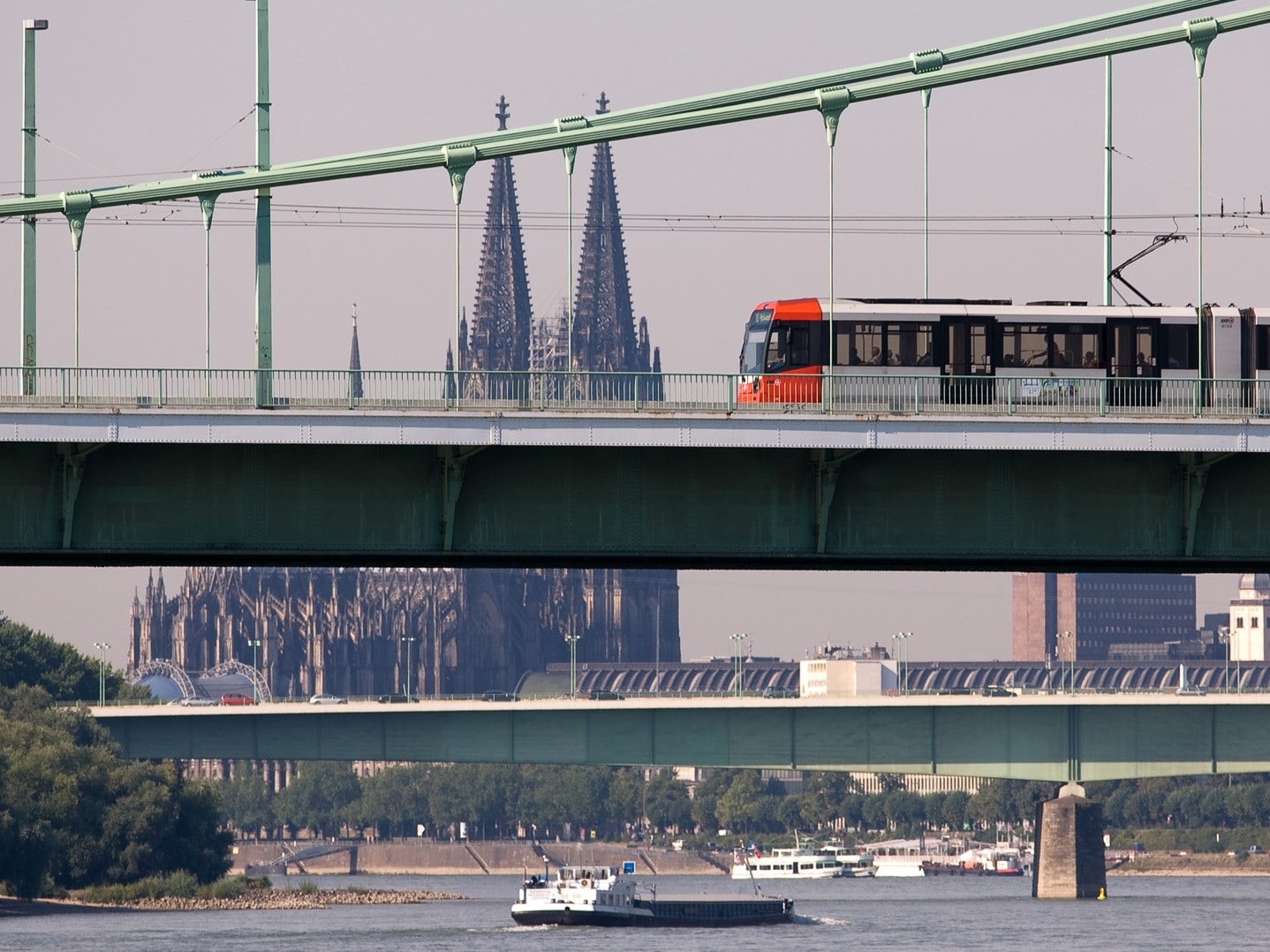 KVB: Änderungen bei Bus und Bahn zum Sessionsauftakt 2024 im Überblick